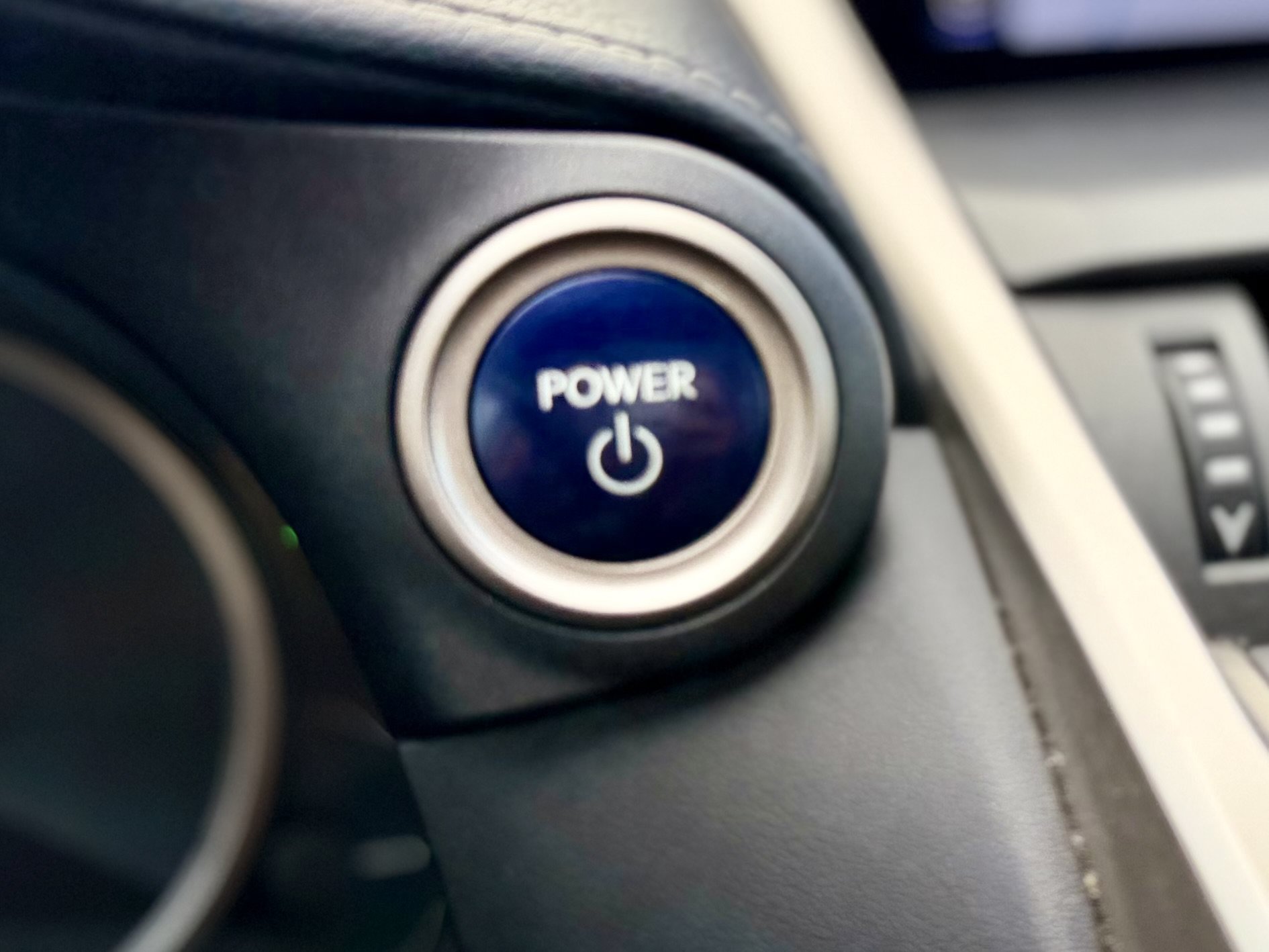 Used 2018 Lexus NX 300h AWD w/ Premium Package image 30