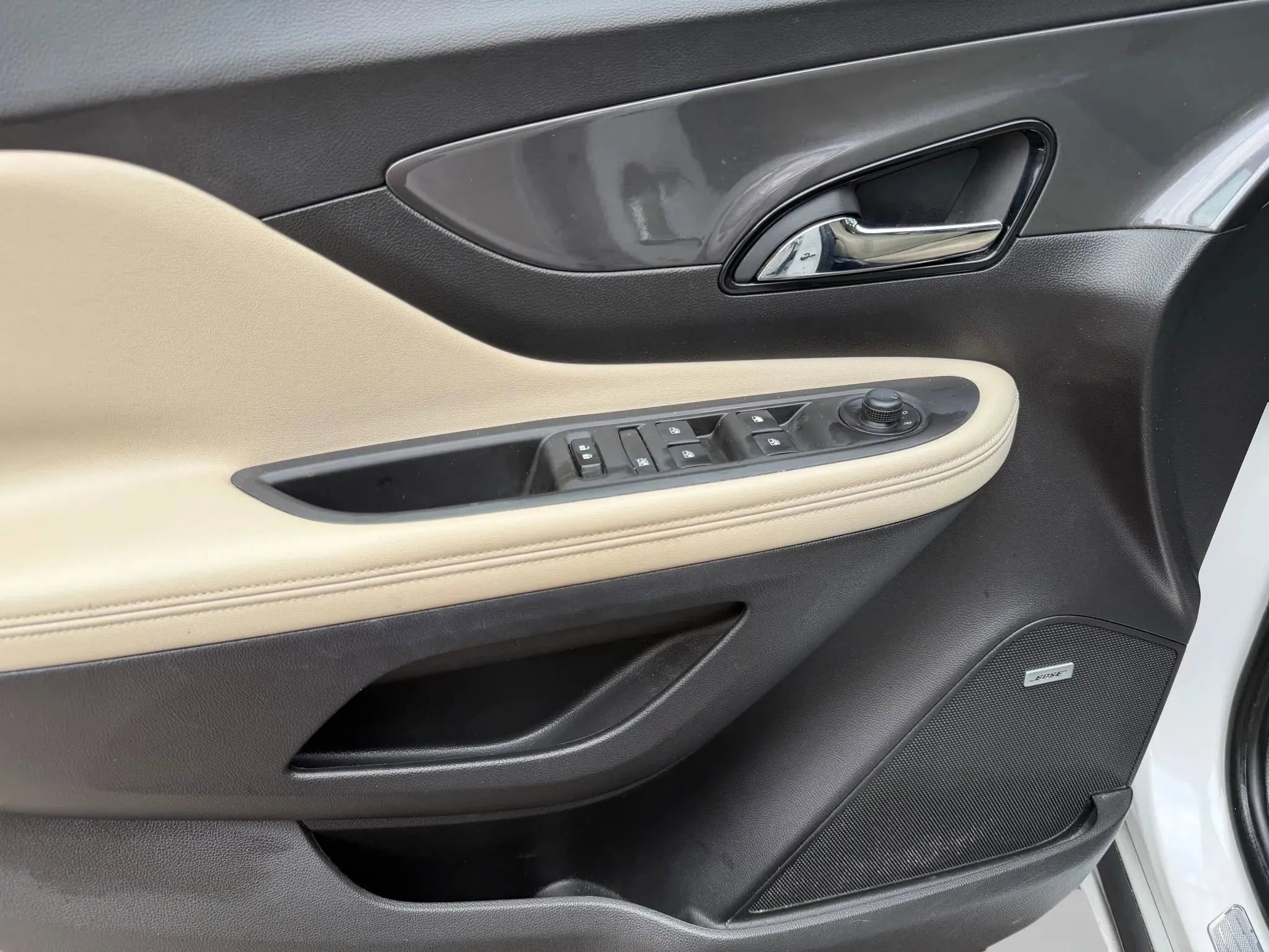 Used 2017 Buick Encore Essence w/ Experience Buick Package image 36