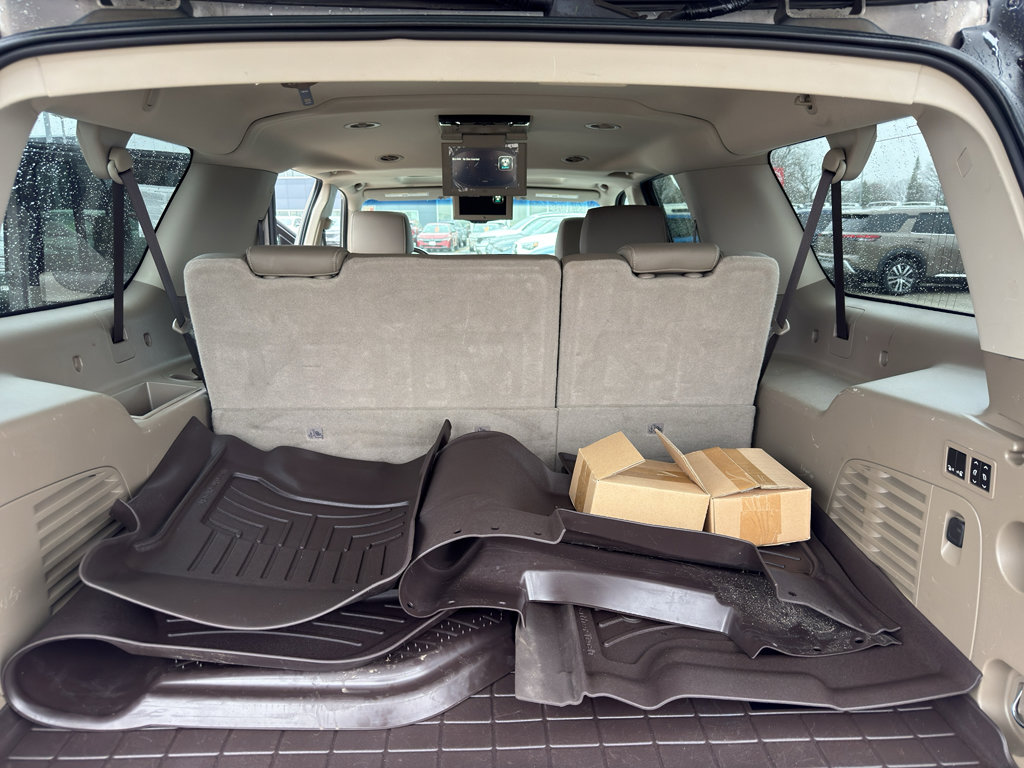 Used 2017 Chevrolet Suburban Premier image 37