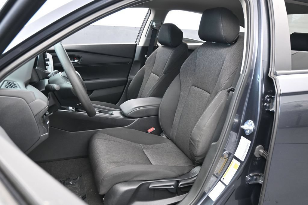 Used 2025 Honda Accord LX image 10