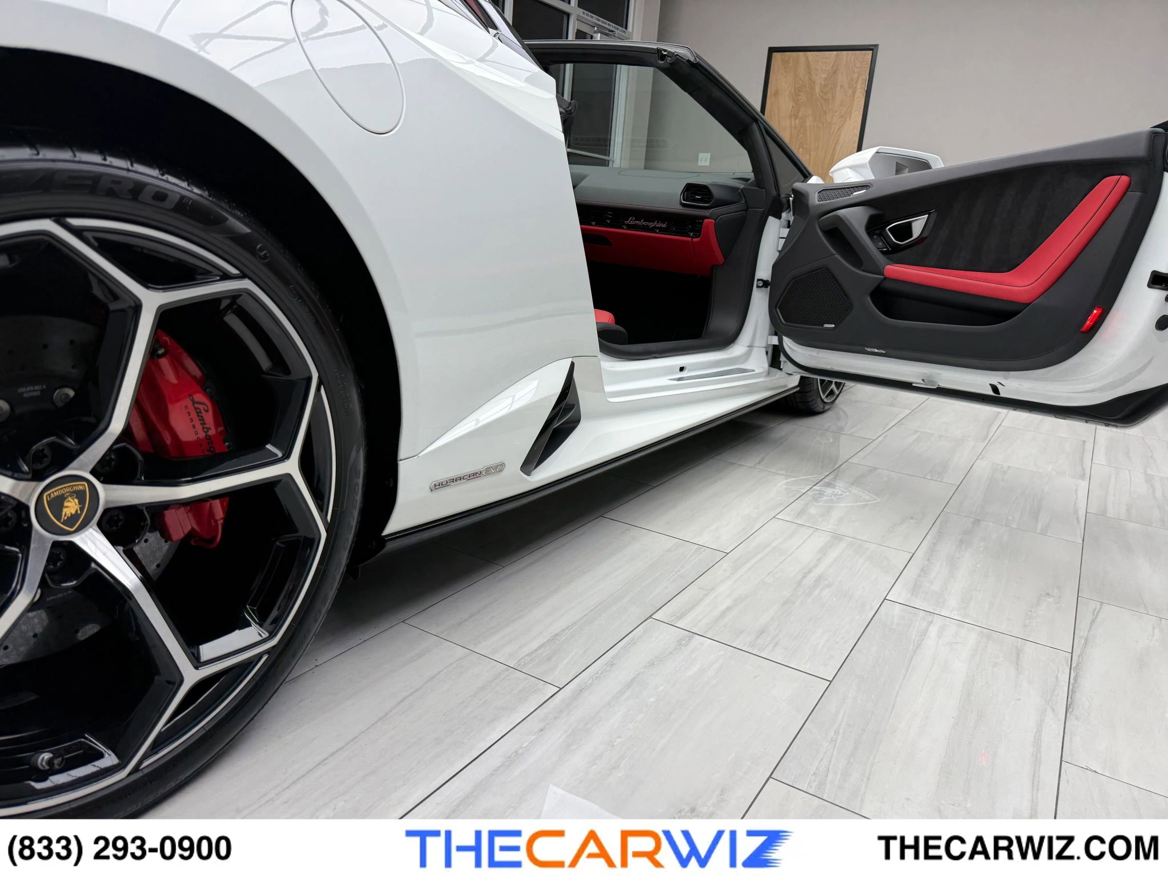 Used 2020 Lamborghini Huracan EVO image 80