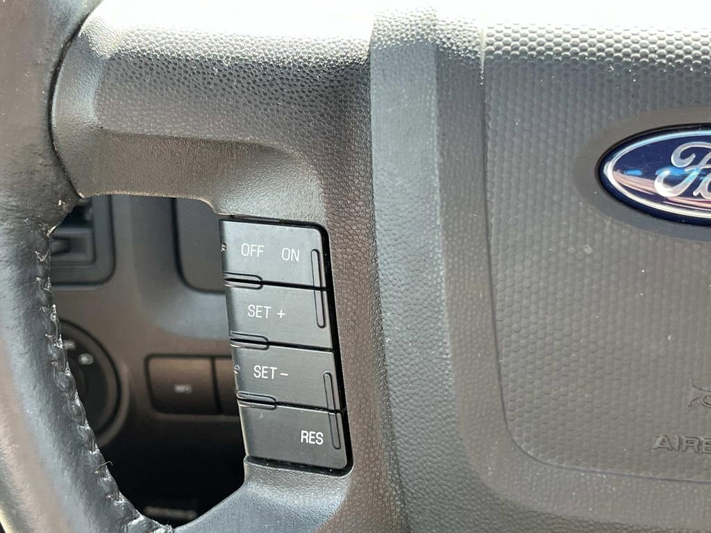 Used 2009 Ford Escape XLT FWD image 15