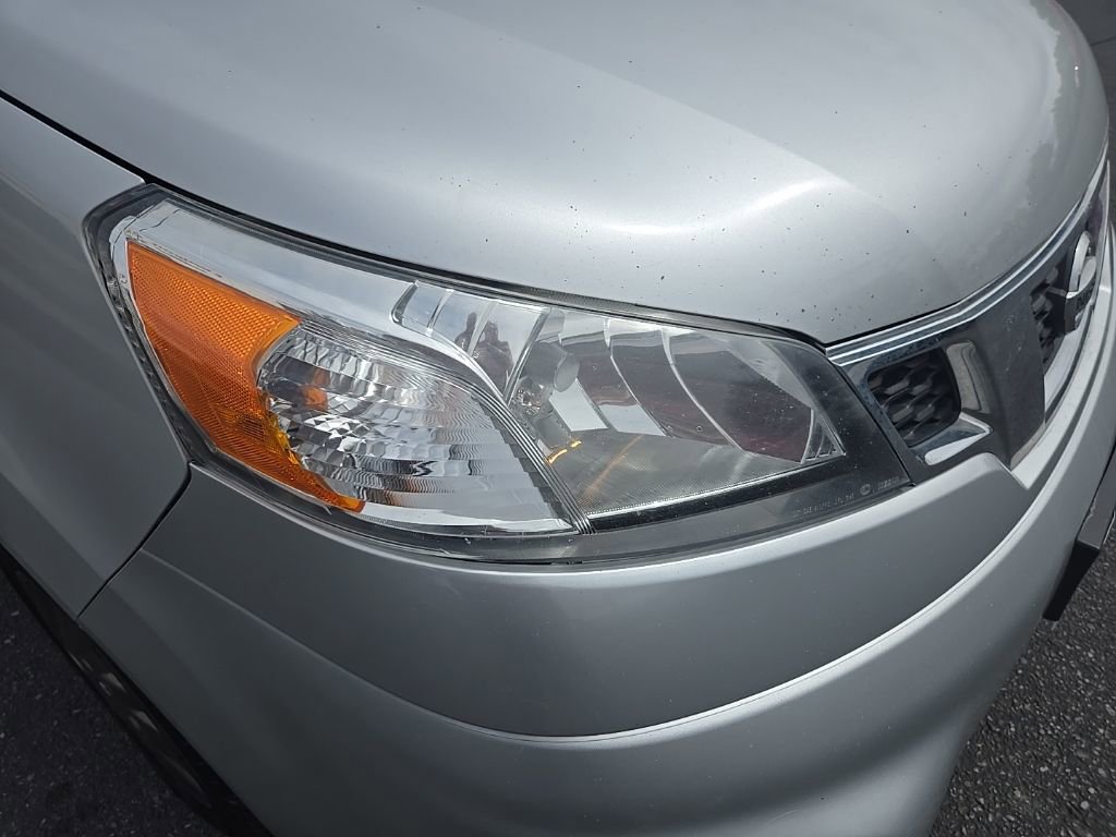 Used 2015 Nissan NV200 SV w/ Technology Package image 27