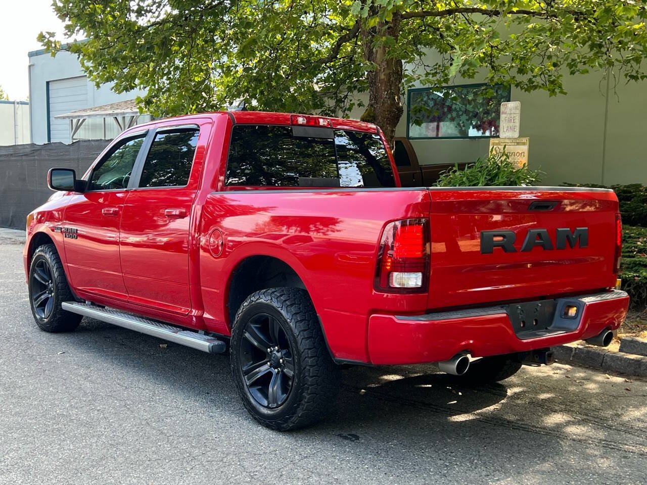Used 2017 RAM 1500 Sport w/ Quick Order Package 26Q Night AWD/4WD image 3