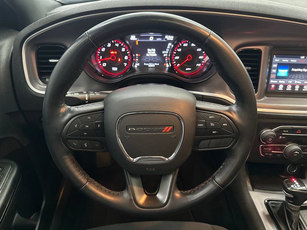 Used 2022 Dodge Charger SXT w/ Driver Convenience Group RWD image 23