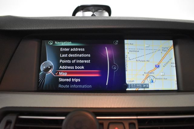Used 2013 BMW M5 RWD image 23