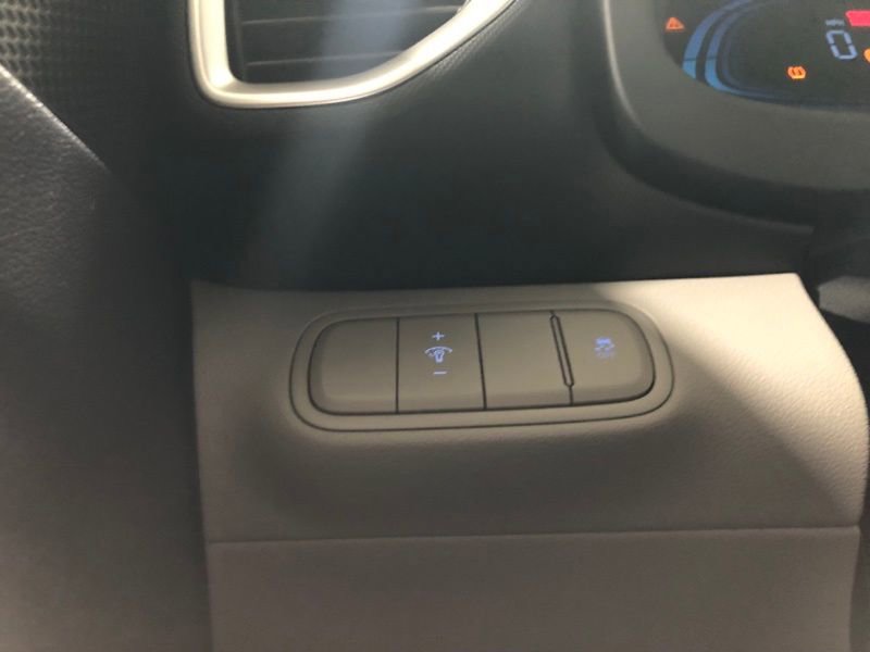 New 2026 Hyundai Venue SEL FWD image 20
