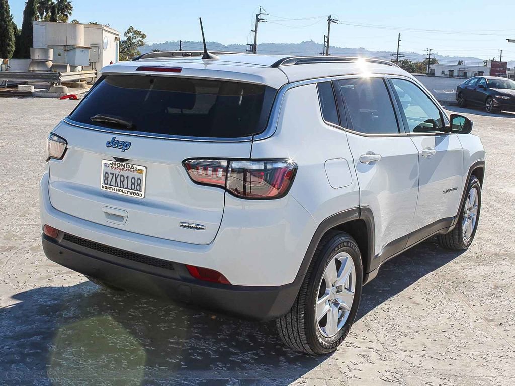 Used 2022 Jeep Compass Latitude image 6