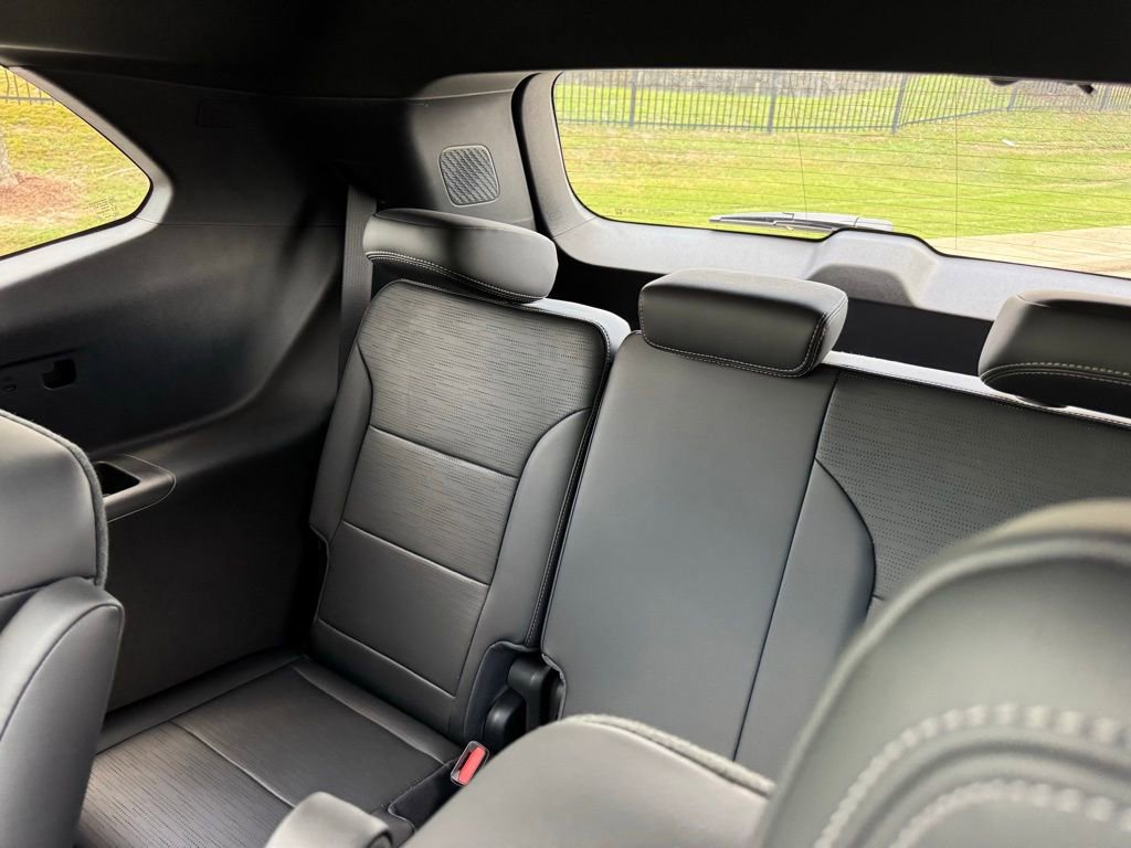 New 2025 Buick Enclave Sport Touring w/ Super Cruise Package image 22