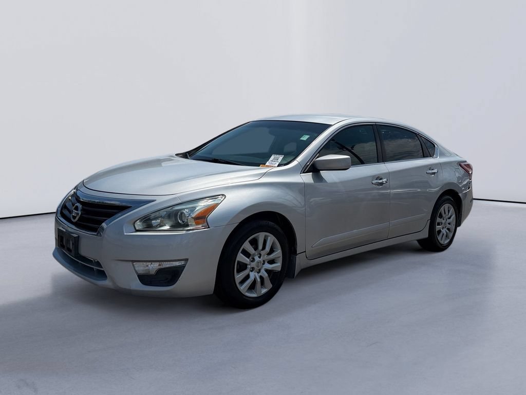 Used 2013 Nissan Altima 2.5 S FWD image 7