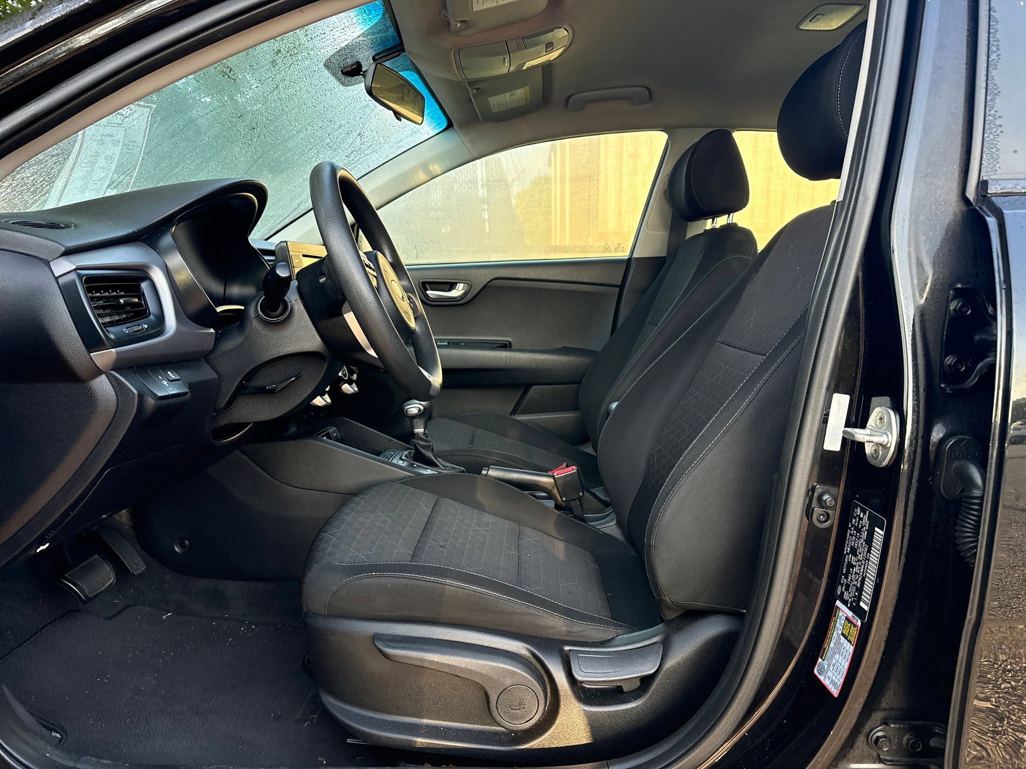 Used 2018 Kia Rio S FWD image 12