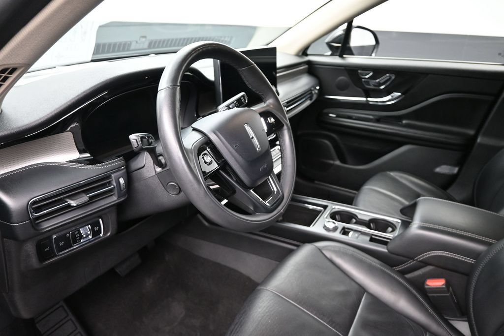 Used 2024 Lincoln Corsair Reserve w/ Equipment Group 201A AWD/4WD image 10