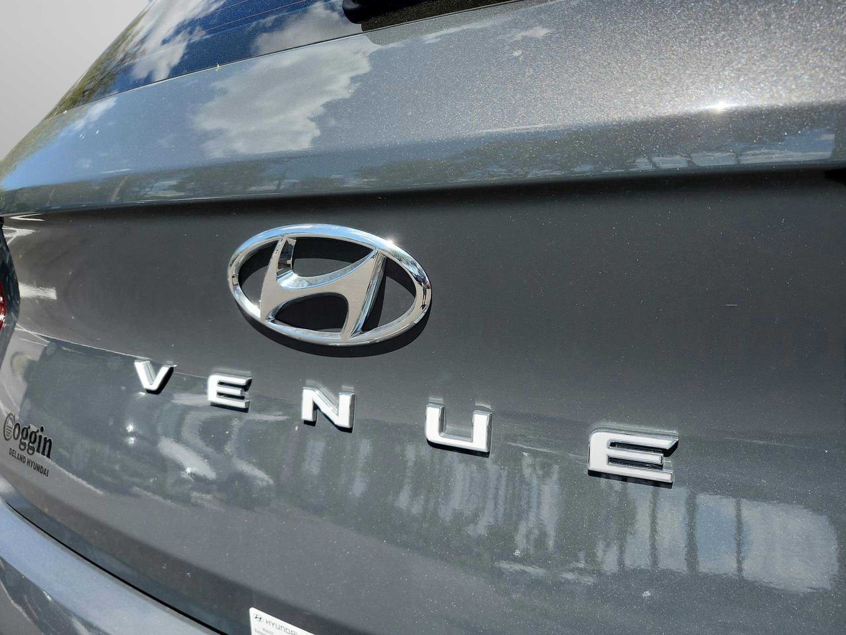 Certified 2026 Hyundai Venue SEL FWD image 29