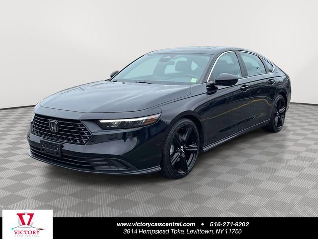 Used 2023 Honda Accord Sport image 1