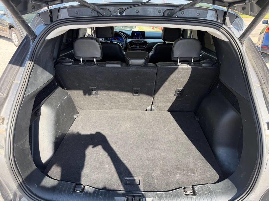 Used 2021 Ford Escape SEL w/ Technology Package image 24