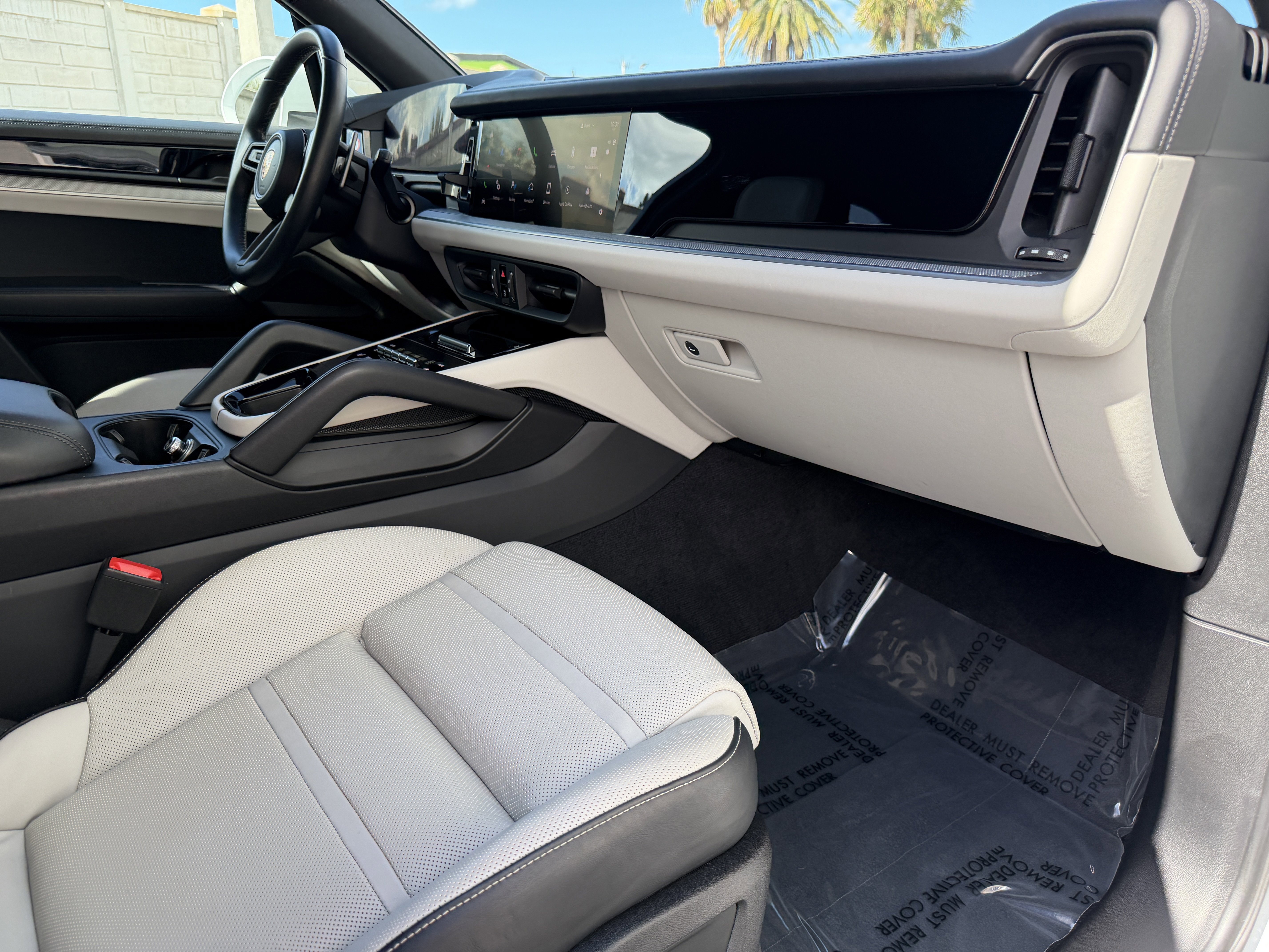 Certified 2024 Porsche Cayenne S image 17