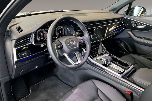 Used 2025 Audi Q7 3.0T Premium Plus w/ Premium Plus Package AWD/4WD image 17
