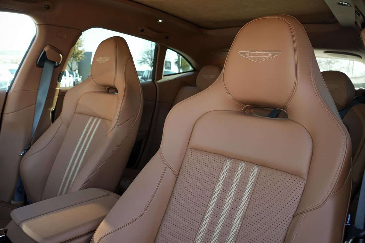 New 2026 Aston Martin DBX 707 image 20