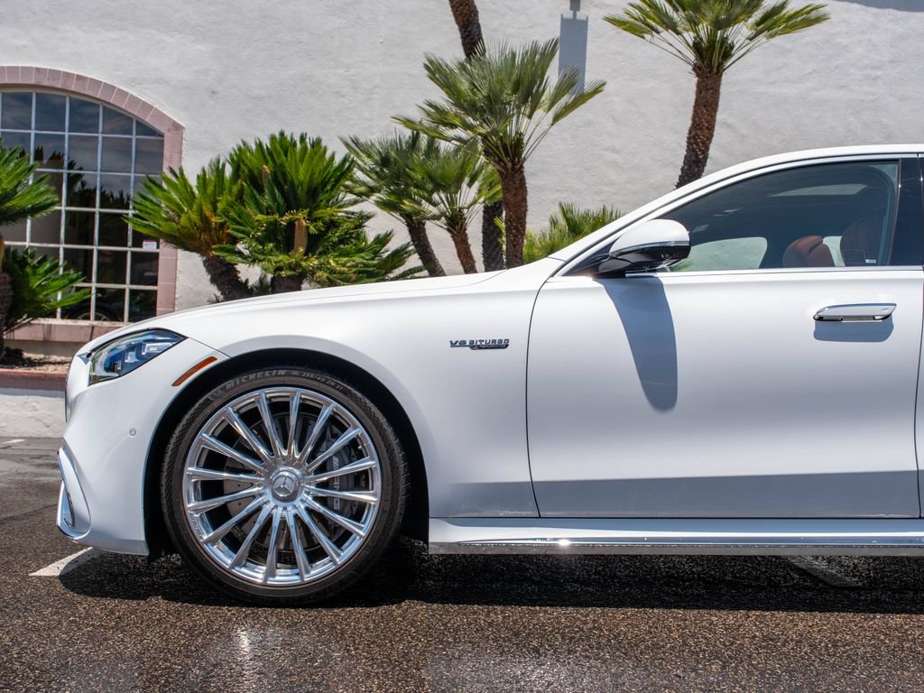 Used 2024 Mercedes-Benz S 63 AMG S image 4