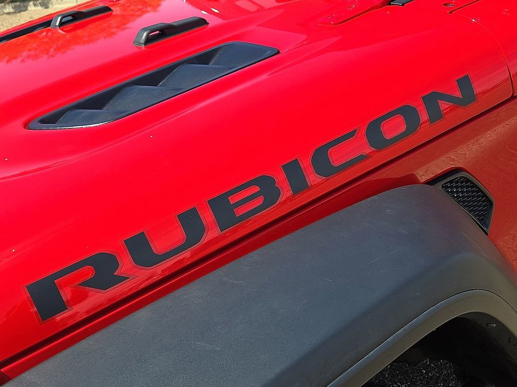 Used 2025 Jeep Wrangler Unlimited Rubicon AWD/4WD image 11