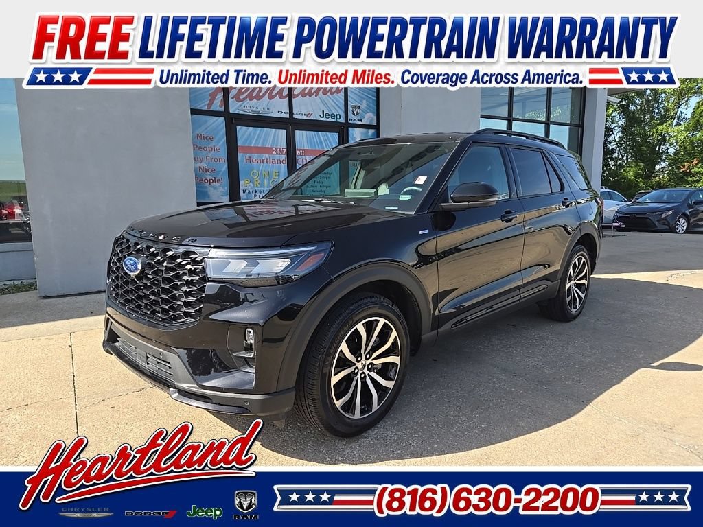 Used 2025 Ford Explorer ST-Line AWD/4WD image 1