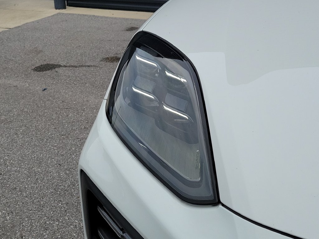 Certified 2026 Porsche Cayenne AWD/4WD image 15
