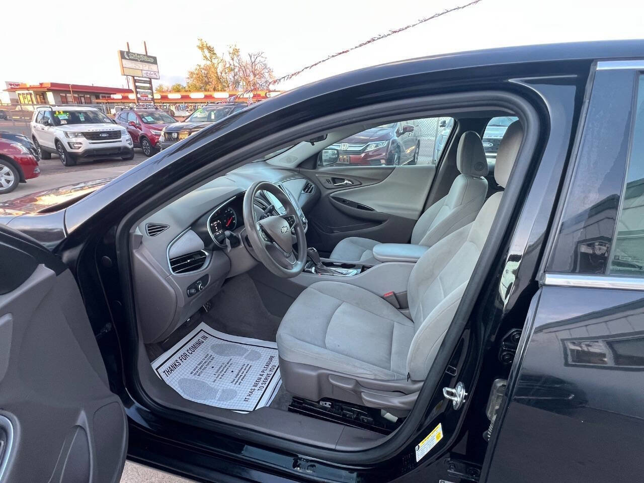 Used 2017 Chevrolet Malibu LS FWD image 14