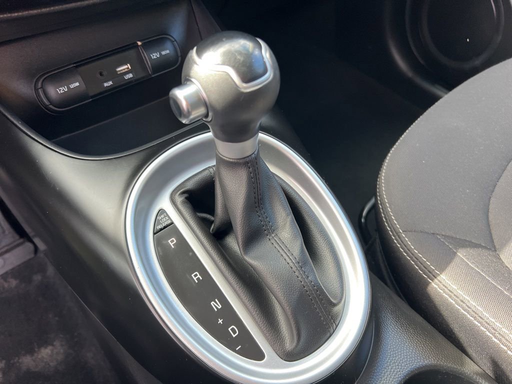 Used 2019 Kia Soul image 17