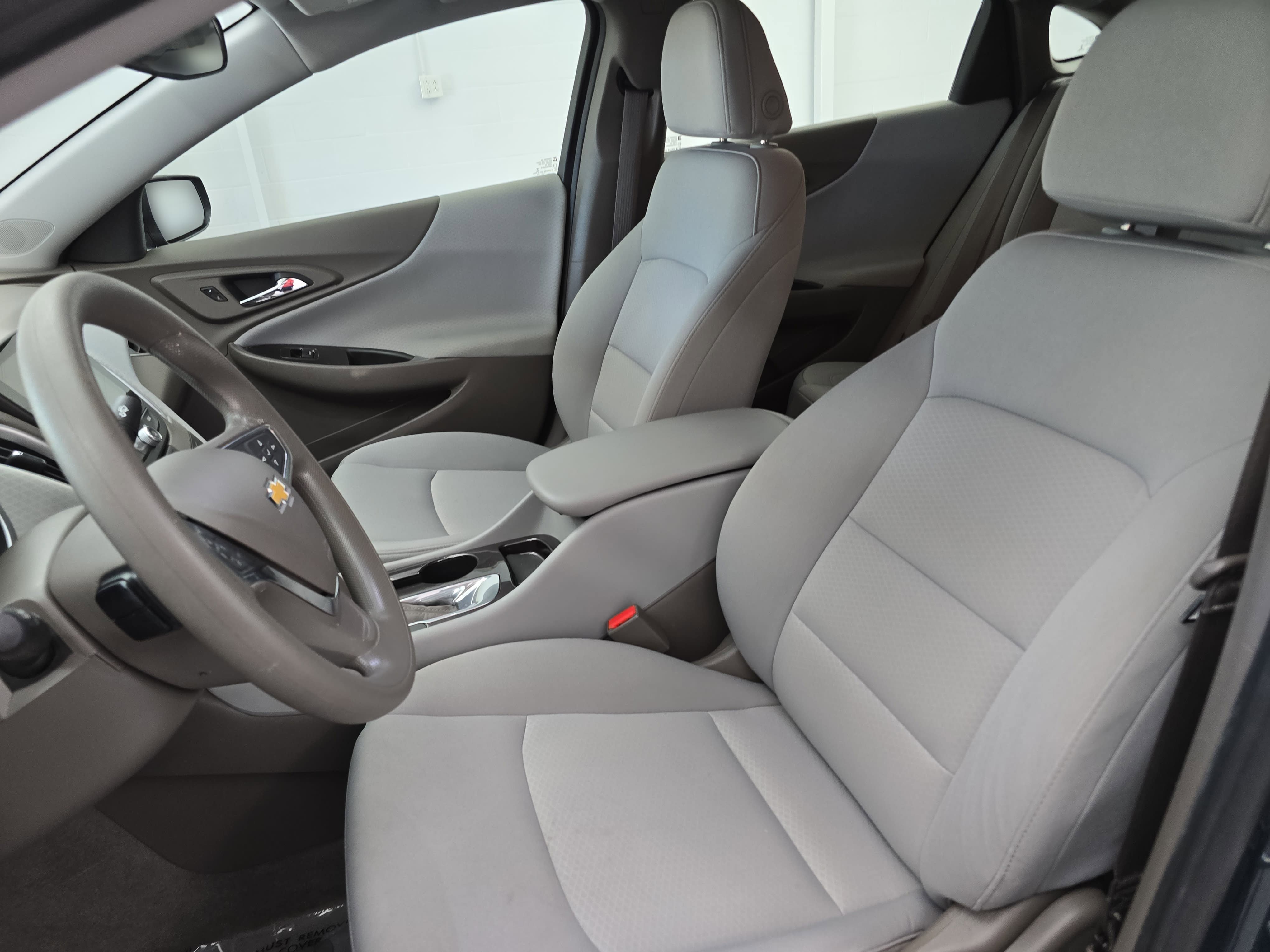 Used 2019 Chevrolet Malibu LS FWD image 14