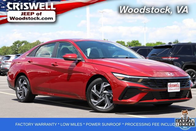 Used 2025 Hyundai Elantra SEL FWD image 1
