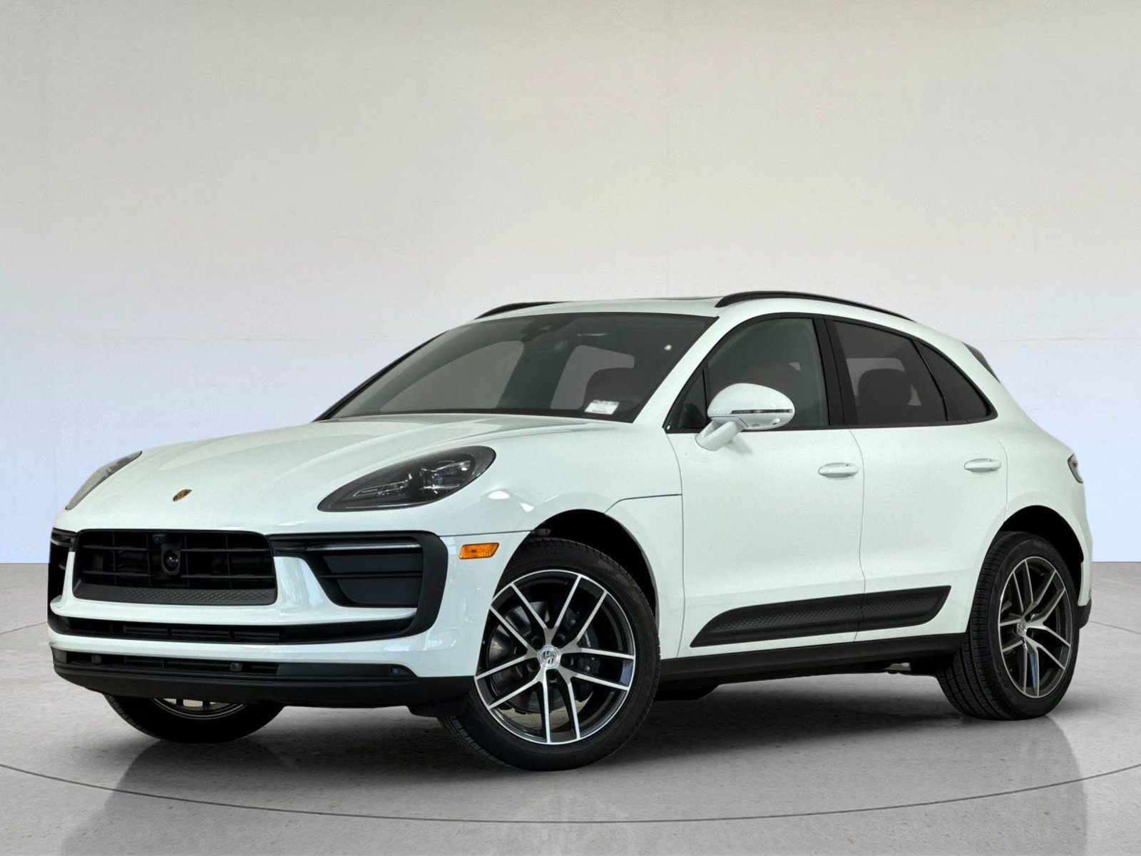 New 2026 Porsche Macan AWD/4WD image 1