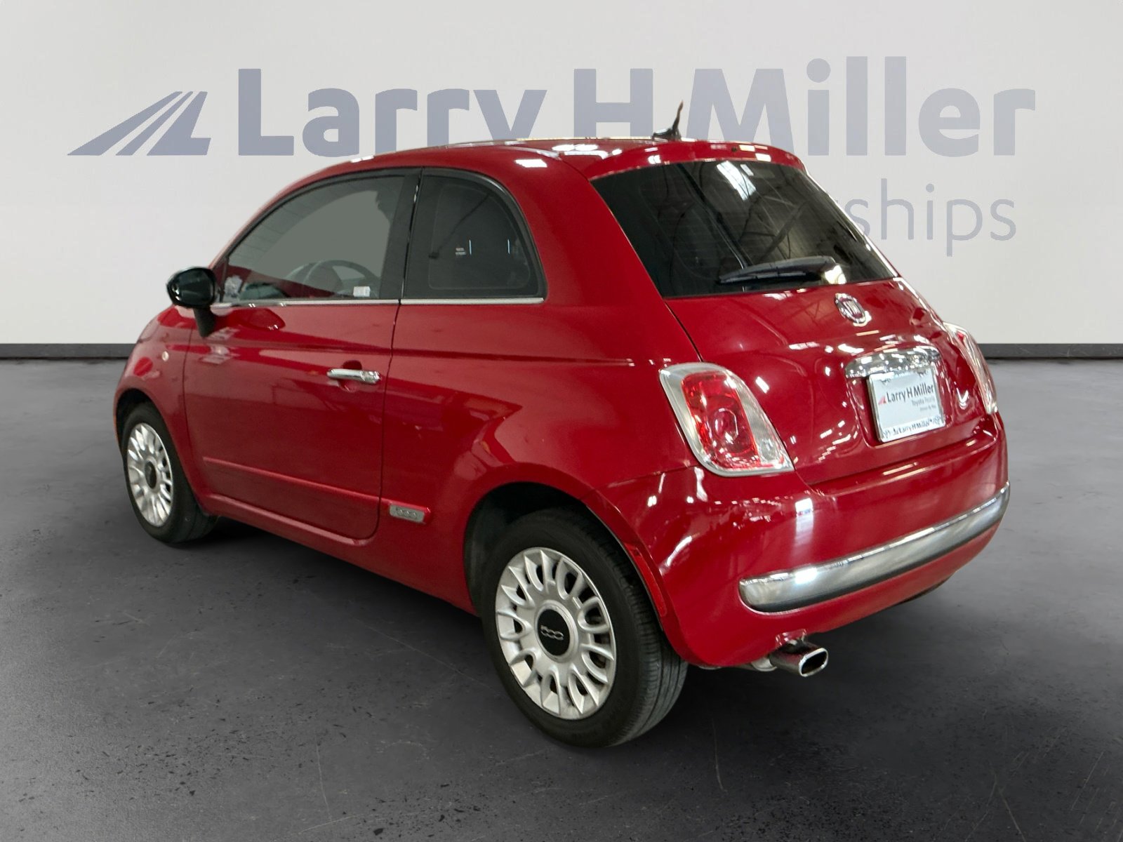 Used 2013 FIAT 500 Lounge image 3