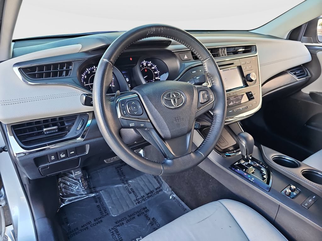 Used 2016 Toyota Avalon XLE Premium w/ Protection Package FWD image 9
