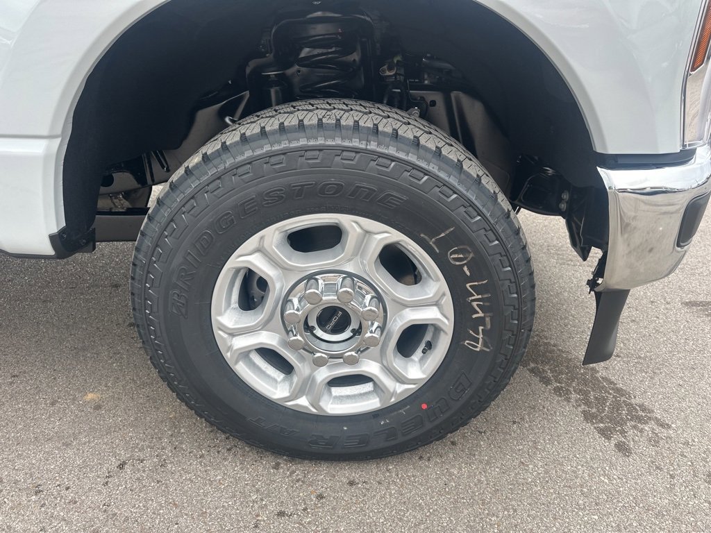 New 2026 Ford F250 XLT w/ XLT Premium Package image 10