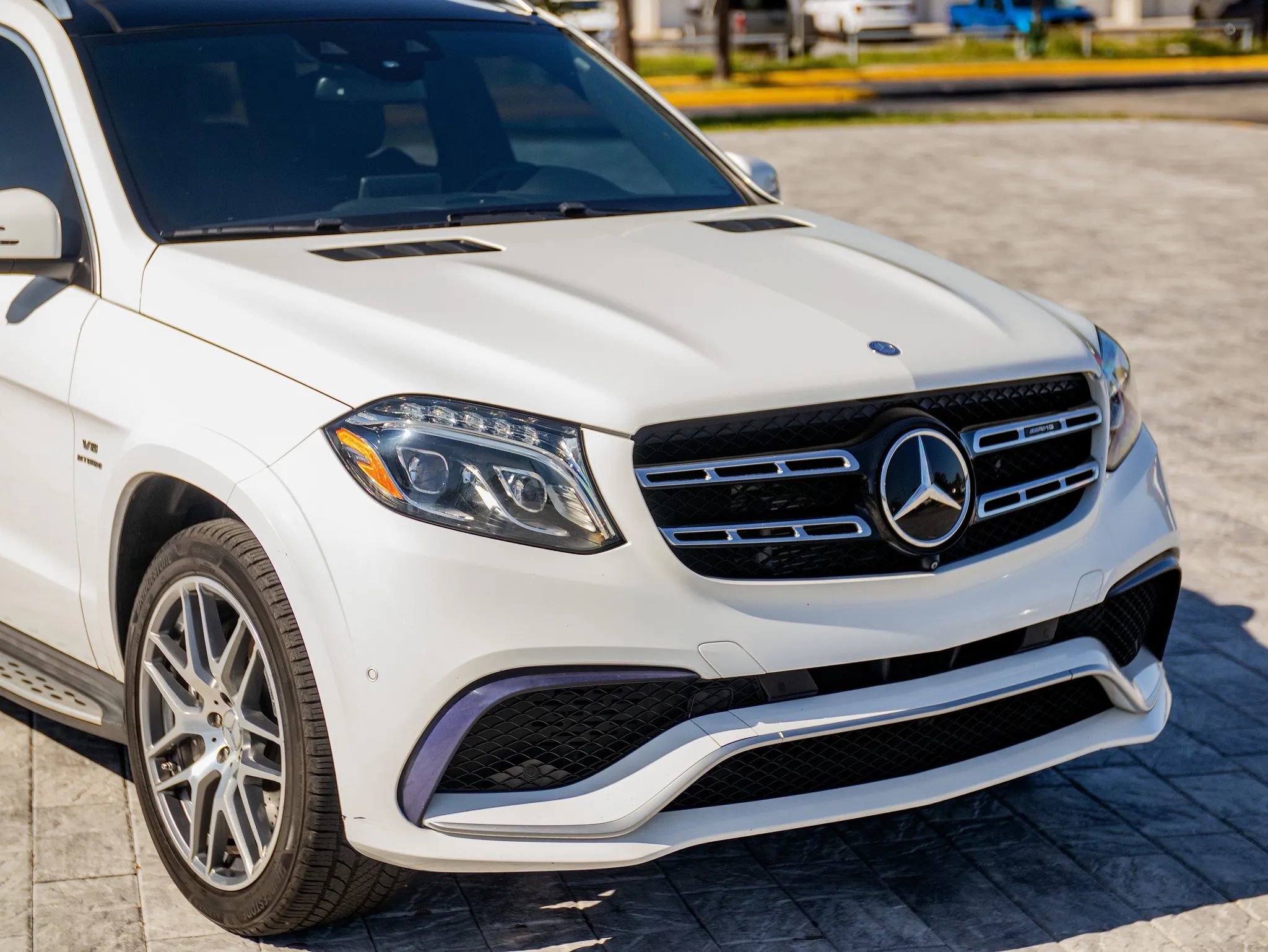 Used 2017 Mercedes-Benz GLS 63 AMG 4MATIC image 4