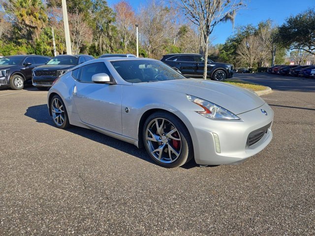 Used 2017 Nissan 370Z w/ Sport Package image 1