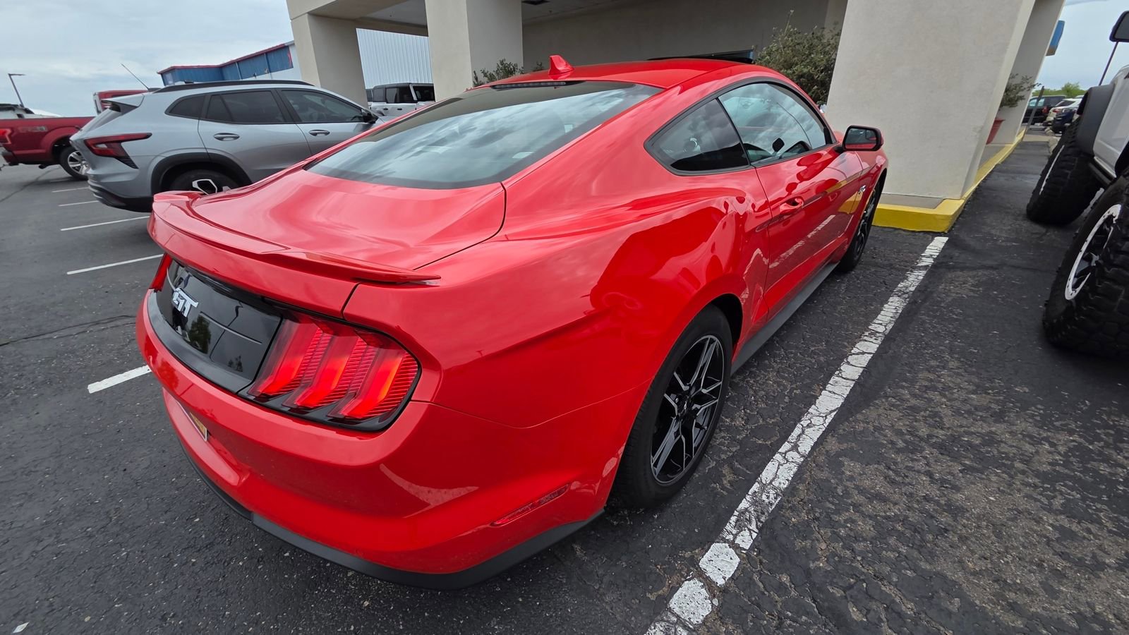 Used 2020 Ford Mustang GT w/ Equipment Group 301A image 5