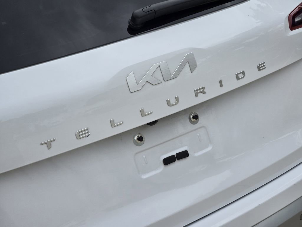 Used 2024 Kia Telluride S w/ S Sunroof Package image 16