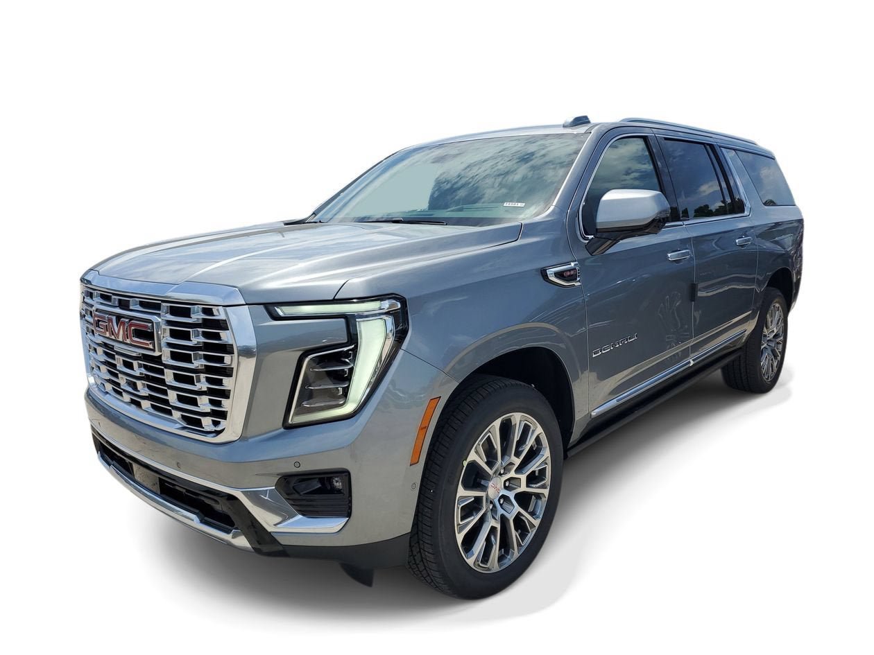 New 2026 GMC Yukon XL Denali w/ Denali Reserve Package AWD/4WD image 3