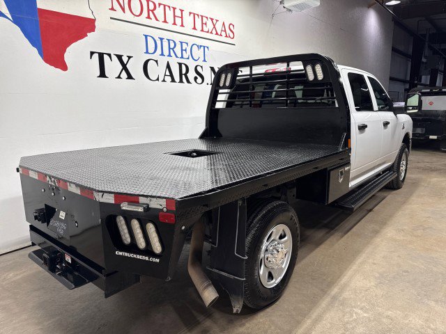 Used 2024 RAM 2500 Tradesman w/ Chrome Appearance Group AWD/4WD image 6