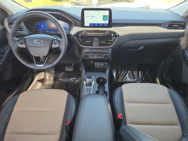 Used 2022 Ford Escape Titanium w/ Titanium Elite Package image 8