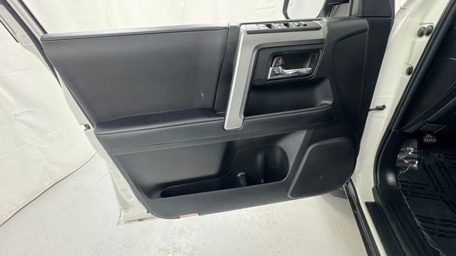 Used 2022 Toyota 4Runner SR5 Premium w/ Moonroof Package image 18