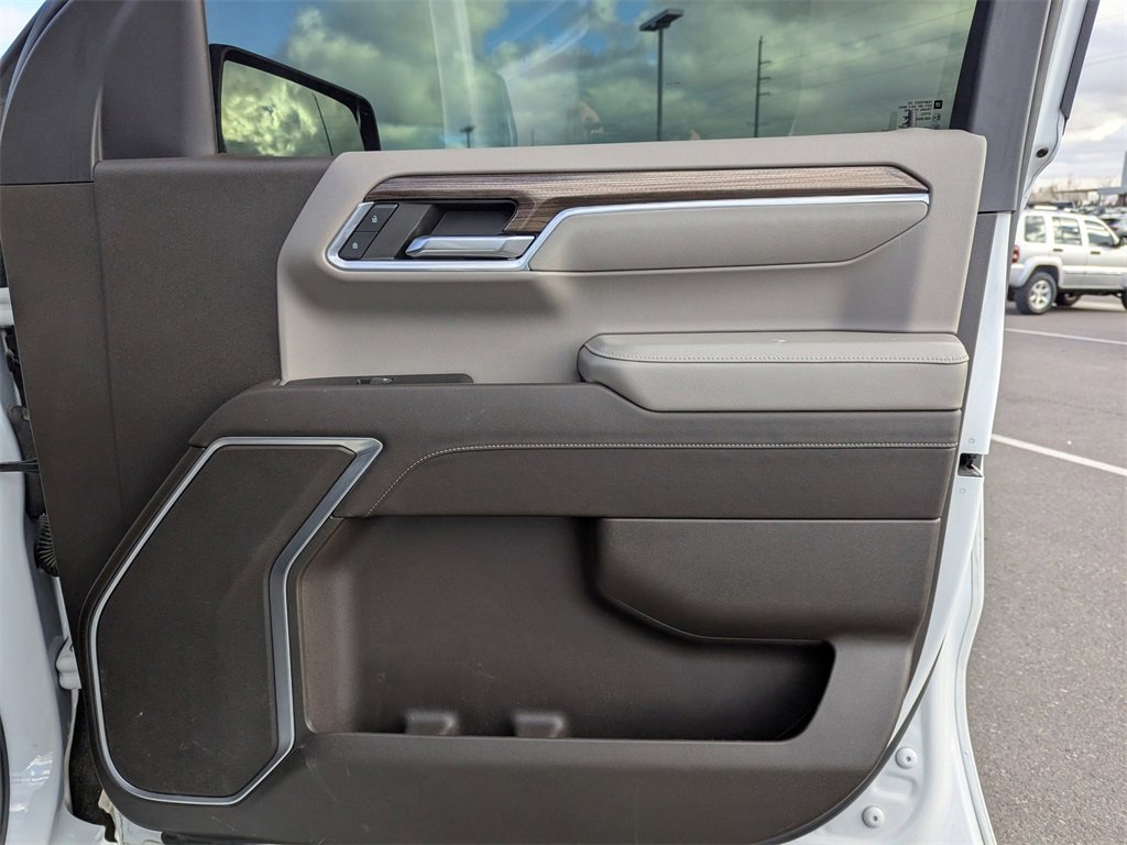 Used 2023 Chevrolet Silverado 1500 LT w/ Z71 Off-Road Package image 41