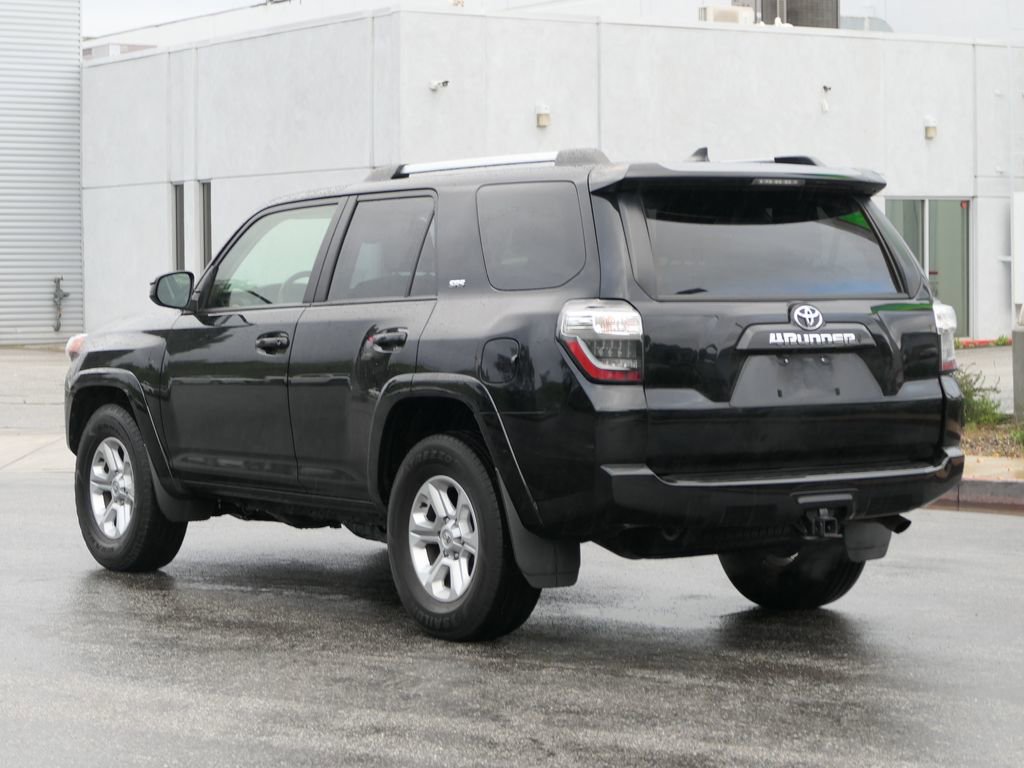 Used 2024 Toyota 4Runner SR5 image 5