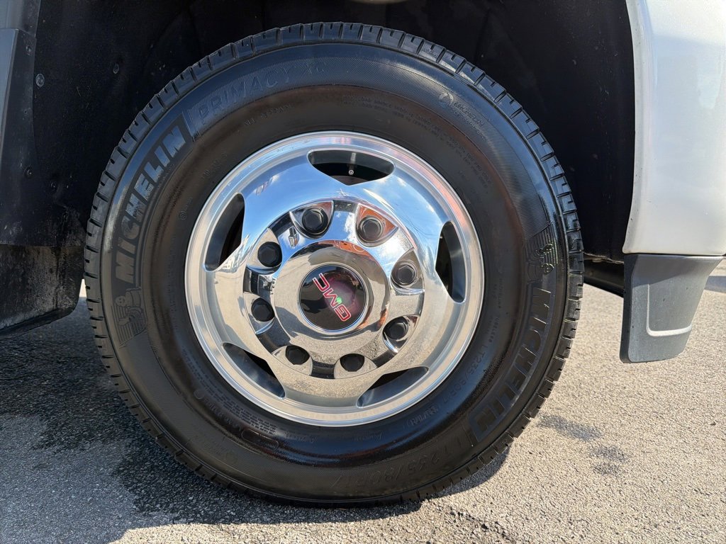 Used 2018 GMC Sierra 3500 Denali w/ Duramax Plus Package image 11