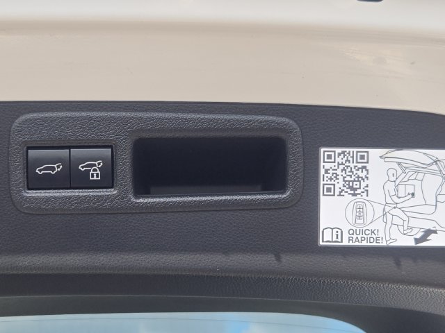 Certified 2024 Toyota Venza LE AWD/4WD image 14