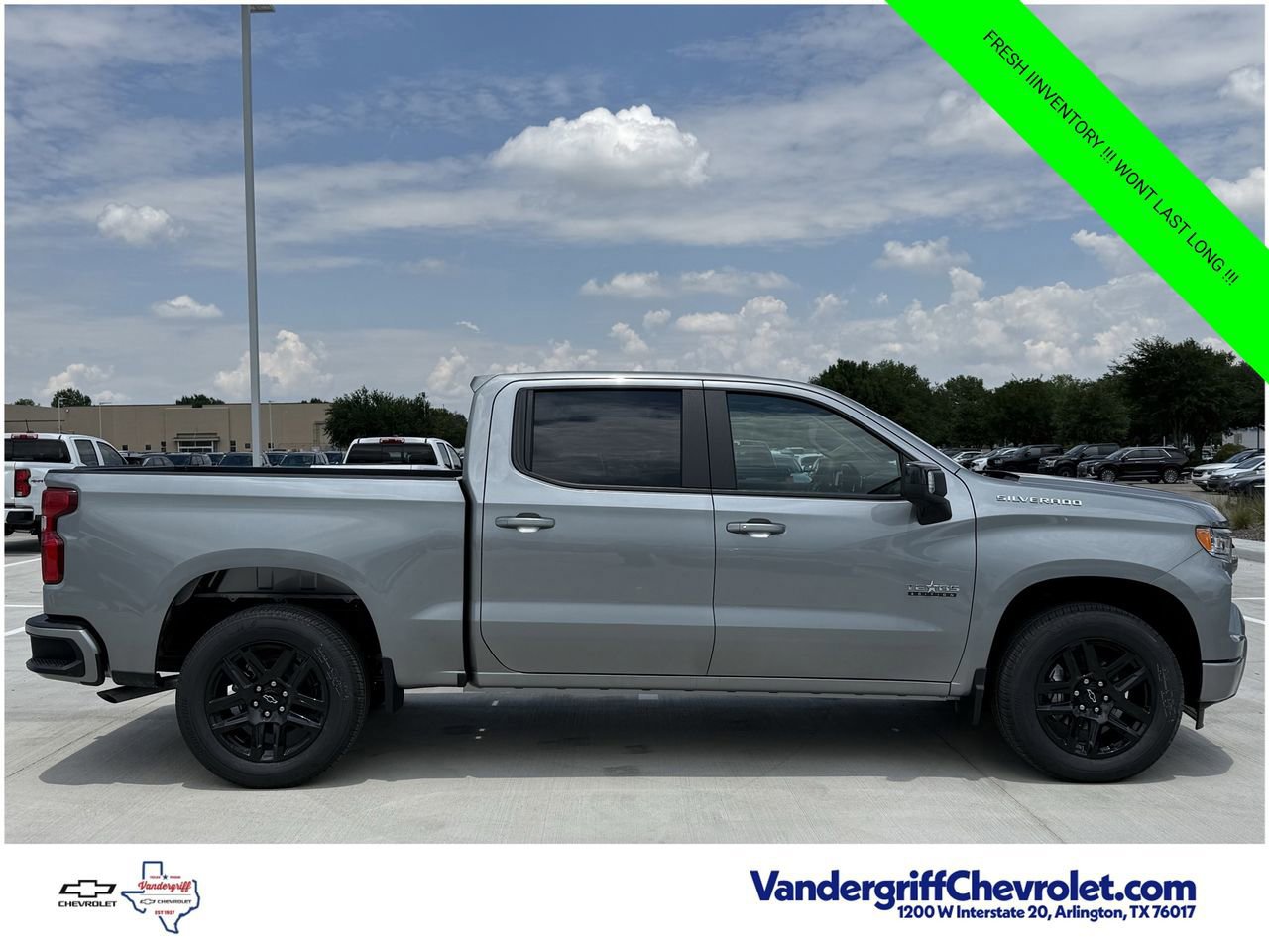 New 2026 Chevrolet Silverado 1500 RST w/ Texas Edition Plus RWD image 3