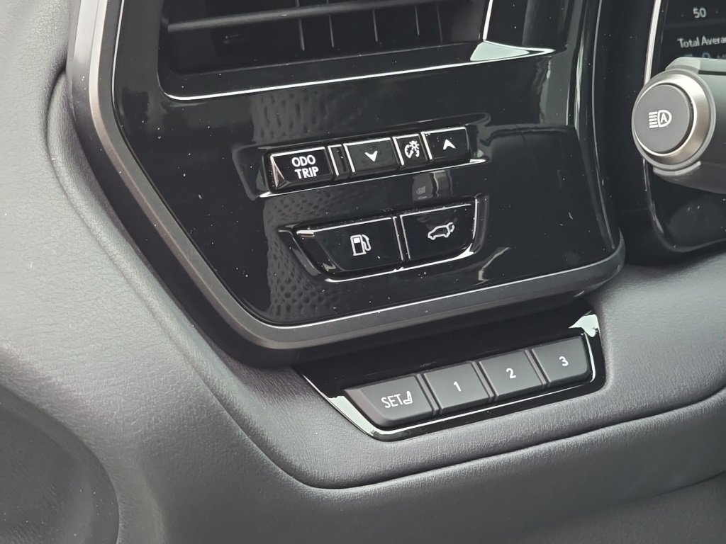 New 2026 Lexus TX 500h AWD image 16