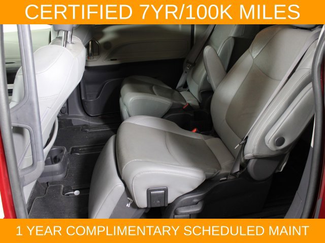 Used 2022 Toyota Sienna Limited FWD image 12