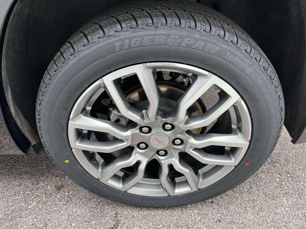 Certified 2023 GMC Terrain Denali w/ LPO, Floor Liner Package AWD/4WD image 11